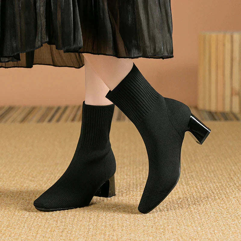 Casual Chic Ankle Boots with Stretch Fit